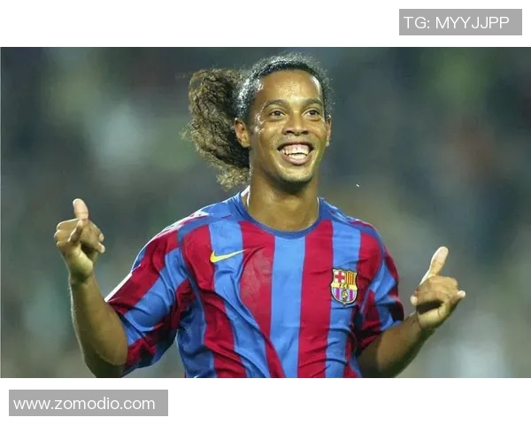 足球巨星扑克牌珍藏版带你领略传奇球员精彩瞬间与荣耀时刻