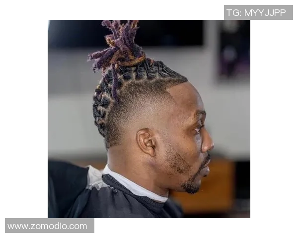 足球球星发型变化大比拼从头到脚的时尚潮流趋势分析